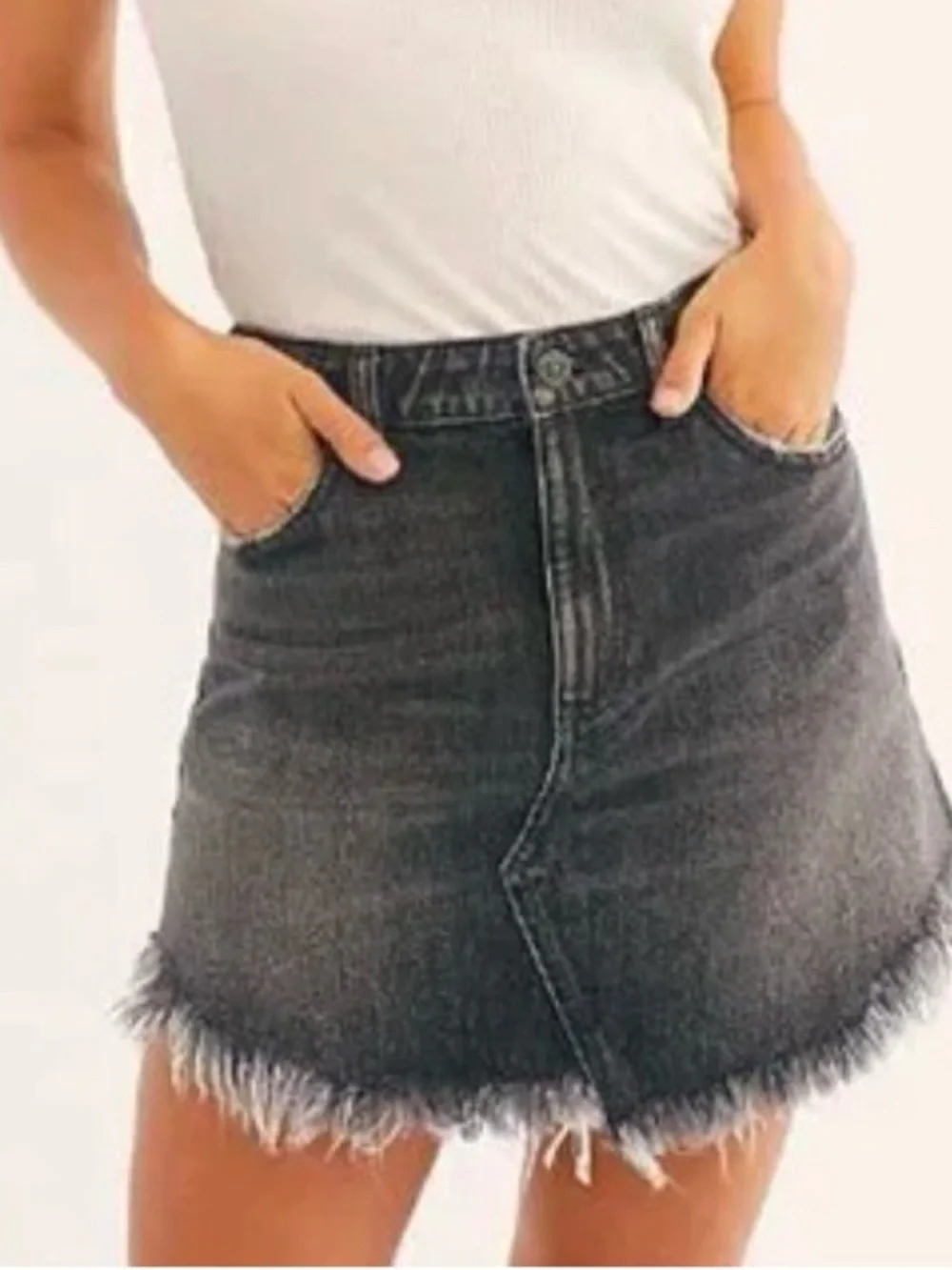 Free People Bailey Fray Hem Denim Mini Skirt NWT Size 25